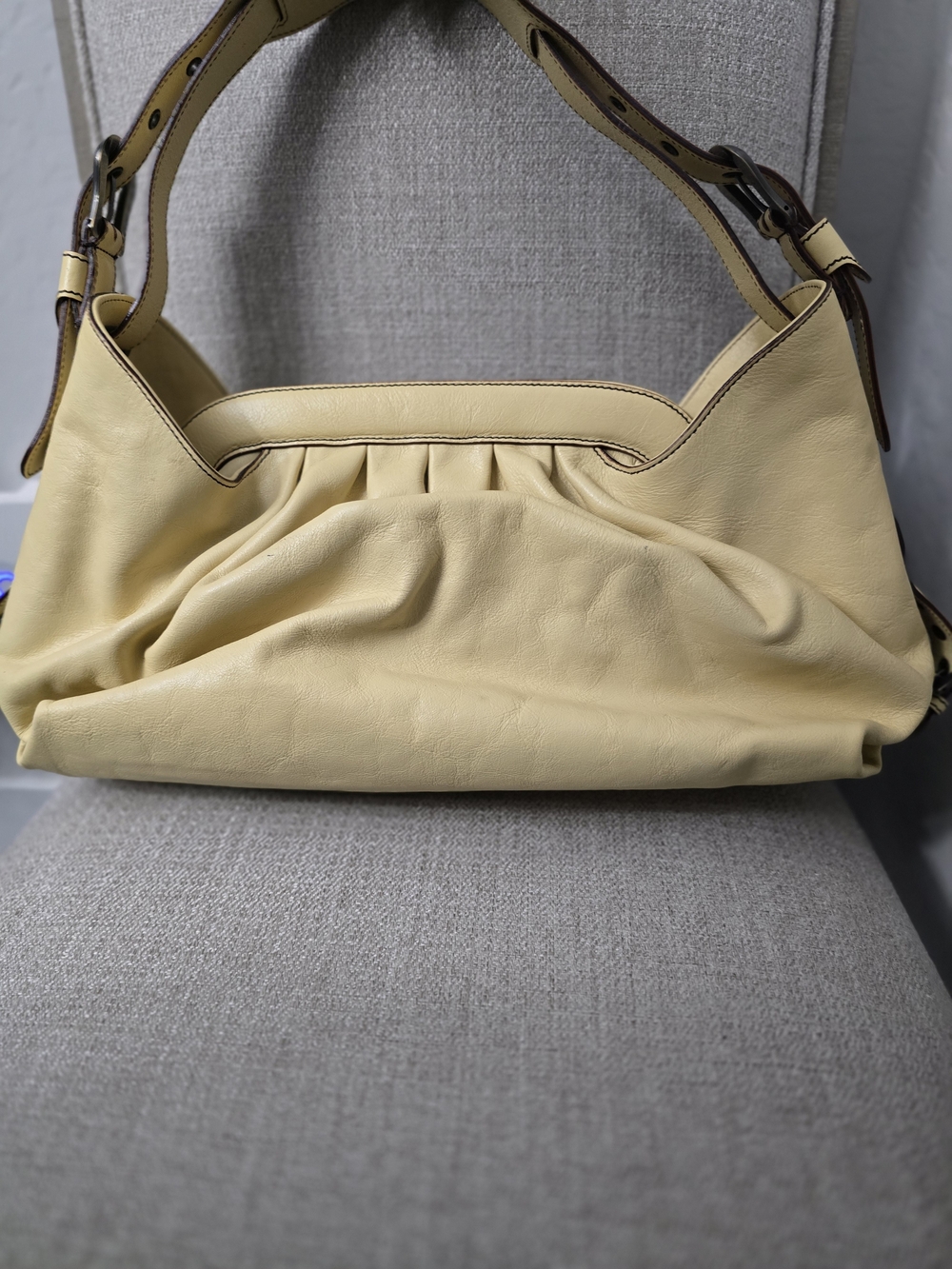 Authentic Fendi Grained Calfskin Doctor B Hobo Bag – Light Yellow